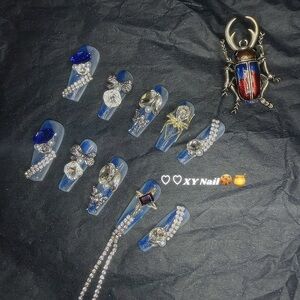 Blue and Silver Rhinestone Beetle Nail Set